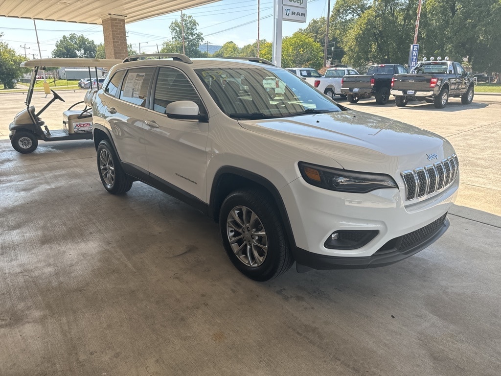 Used 2019 Jeep Cherokee Latitude Plus SUV