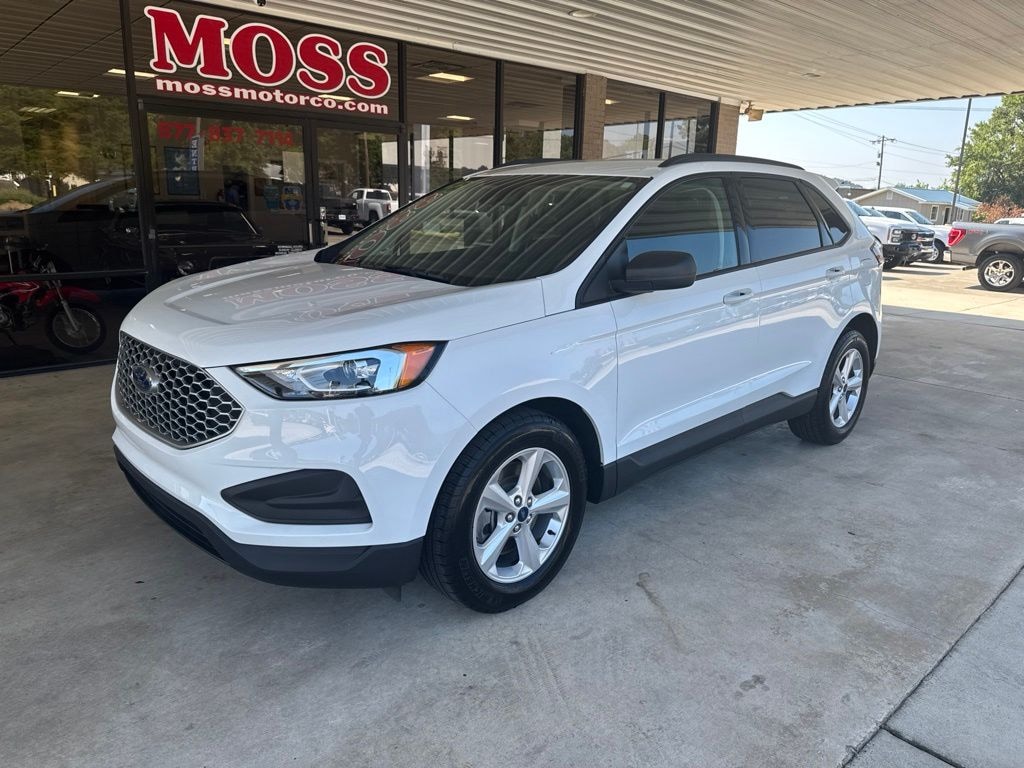 Used 2024 Ford Edge SE SUV