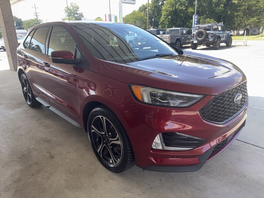 Used 2019 Ford Edge ST SUV