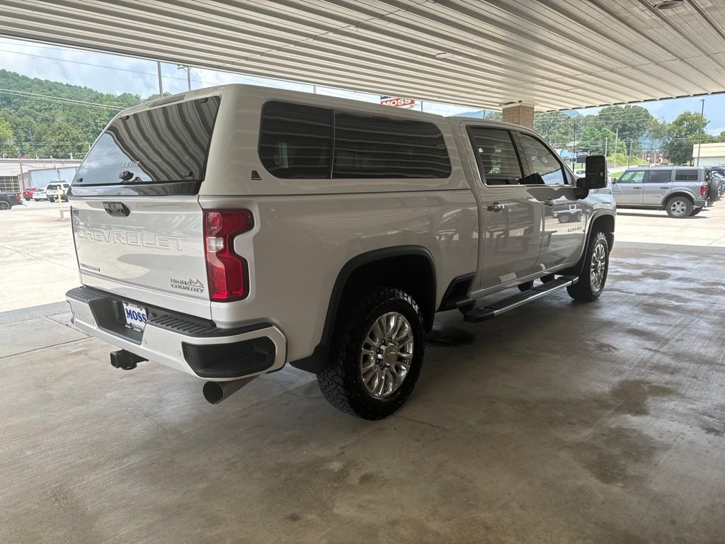 Used 2023 Chevrolet Silverado 2500HD High Country Truck Crew Cab