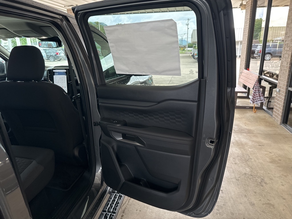 2025 Ford Ranger XLT - Photo 21