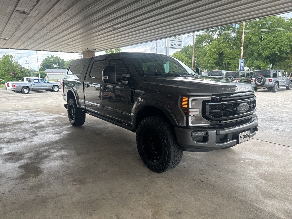 2022 Ford F-250 photo 3