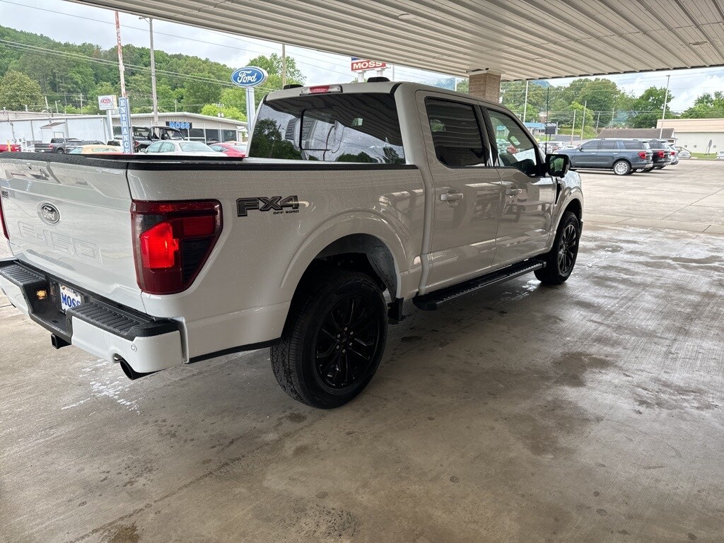 2025 Ford F-150 XLT photo 4