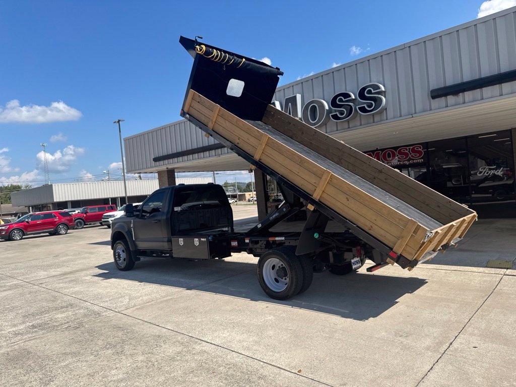 2024 Ford F-550 Super Duty Chassis Cab XL - Photo 23