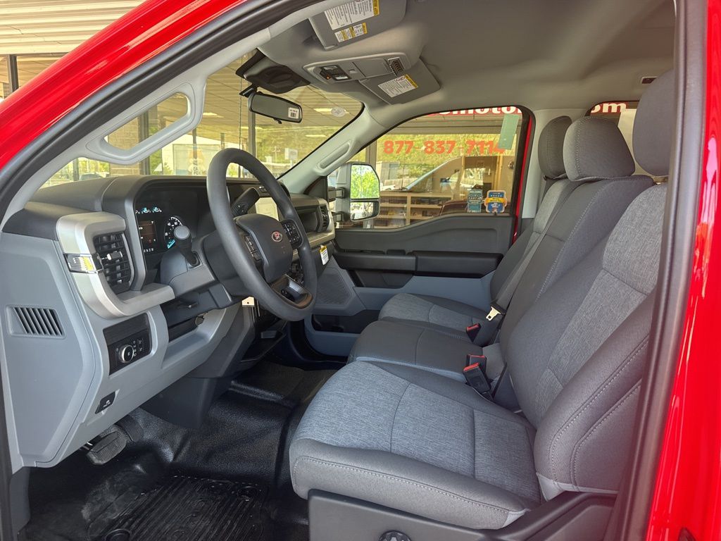 2026 Ford F-350 Super Duty Chassis Cab XL - Photo 8