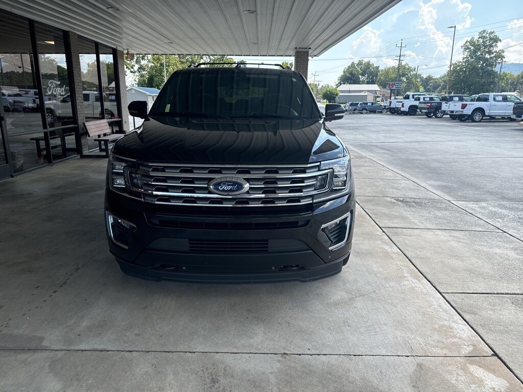 2020 Ford Expedition MAX Limited photo 2