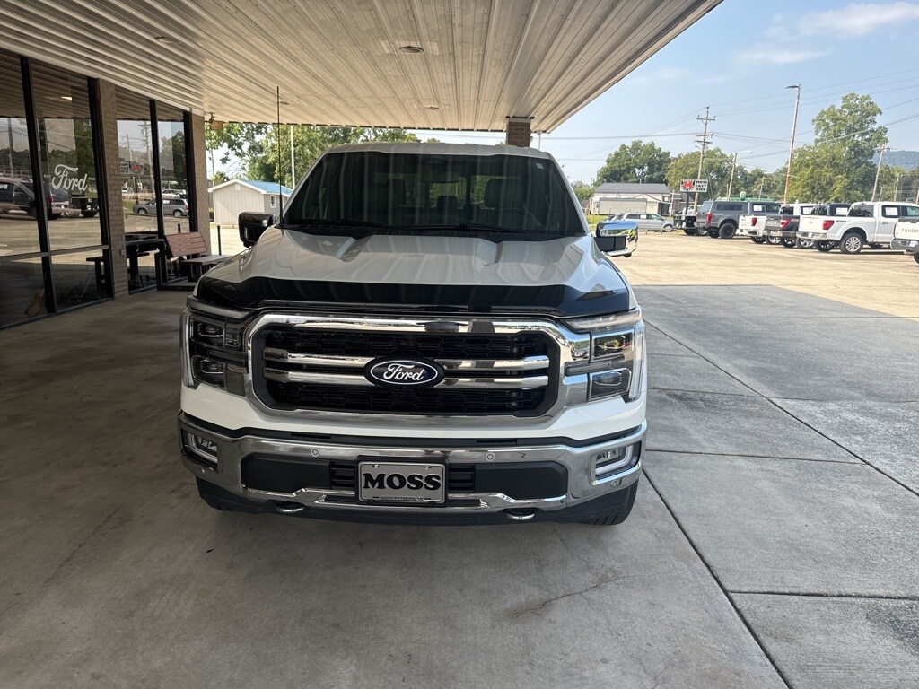 2024 Ford F-150 Lariat photo 2