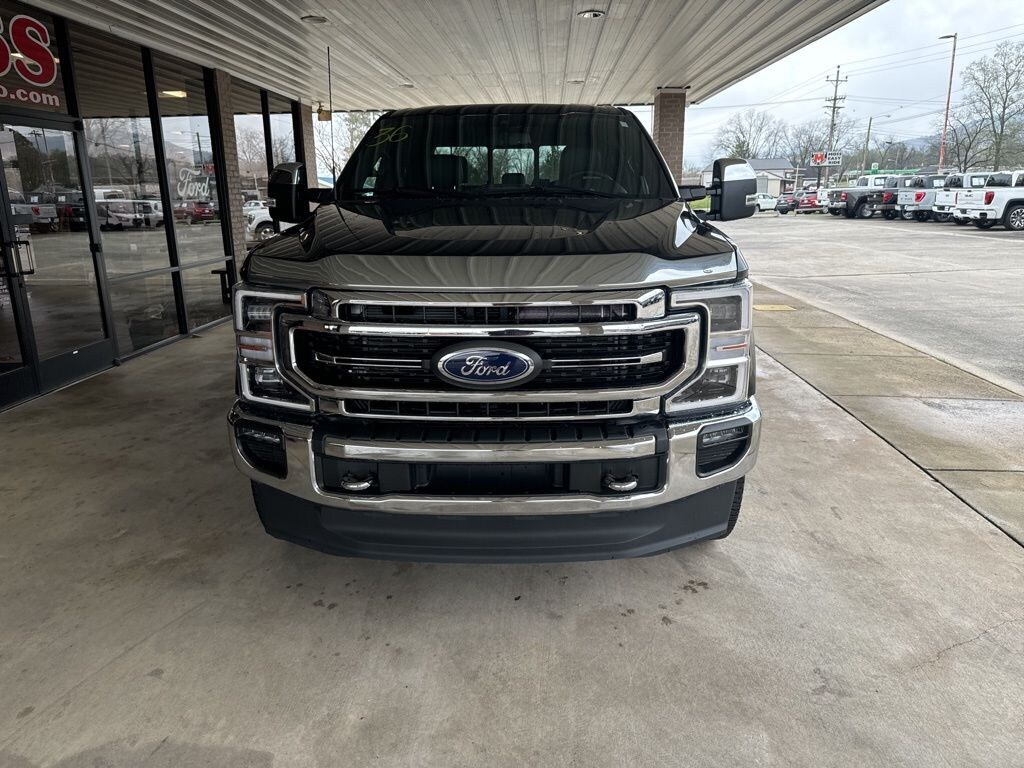 Used 2022 Ford F-350SD Lariat Truck Crew Cab