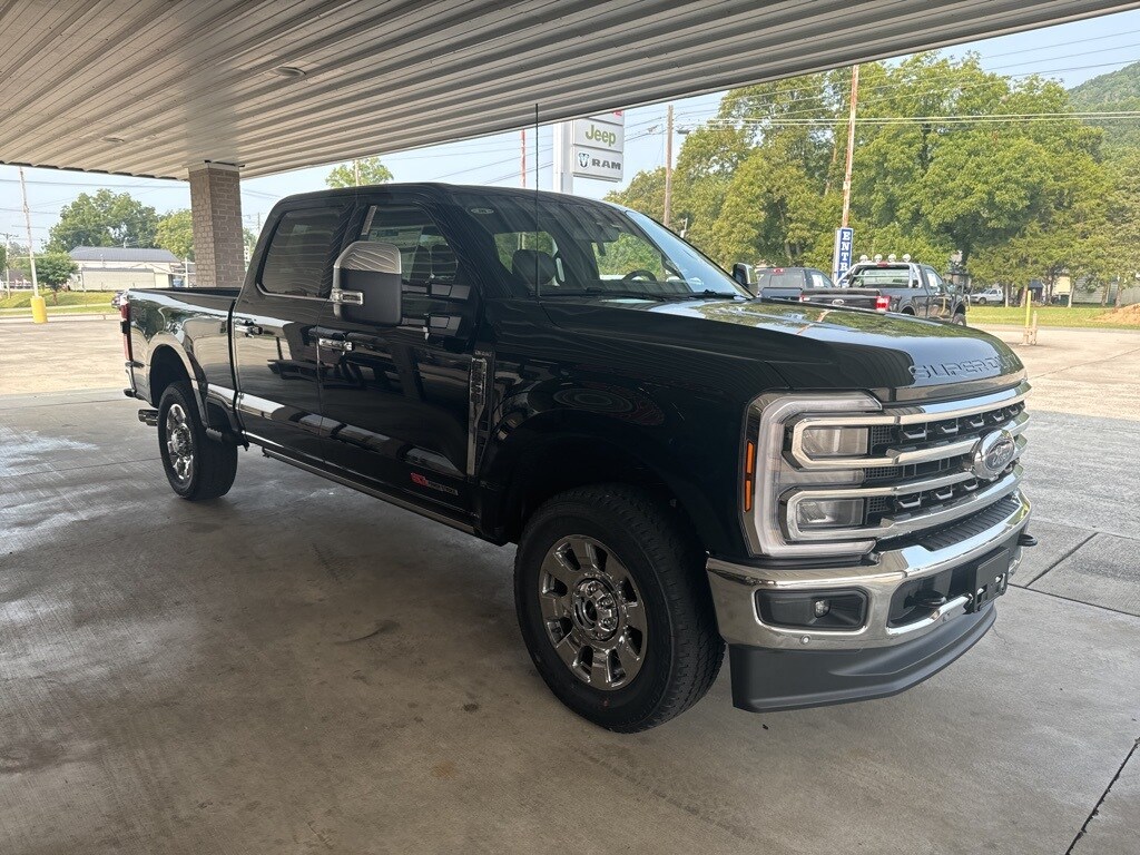 2026 Ford F-250 photo 3