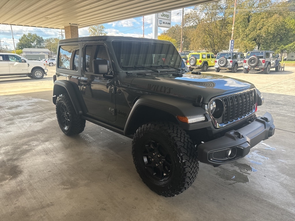 Used 2025 Jeep Wrangler Willys SUV
