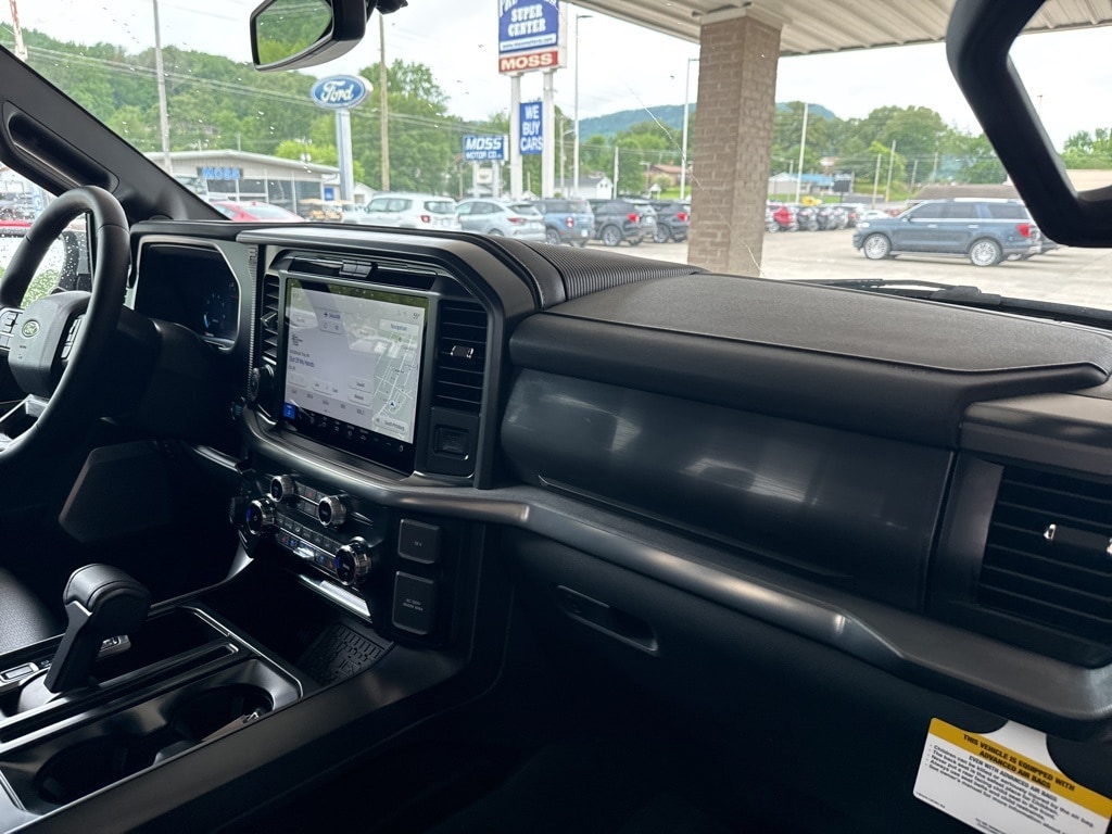 2025 Ford F-150 Lariat - Photo 17