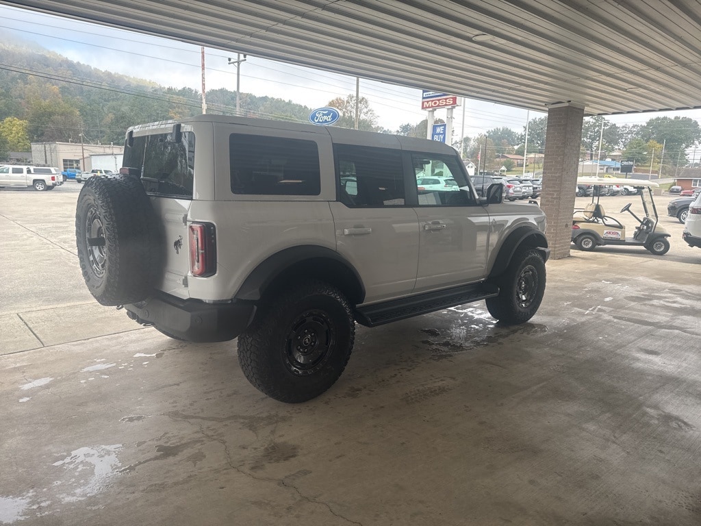 New 2025 Ford Bronco Outer Banks SUV