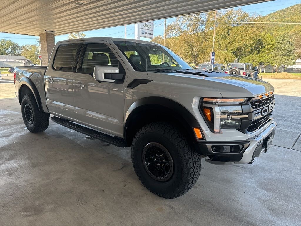 New 2025 Ford F-150 Raptor Truck SuperCrew Cab