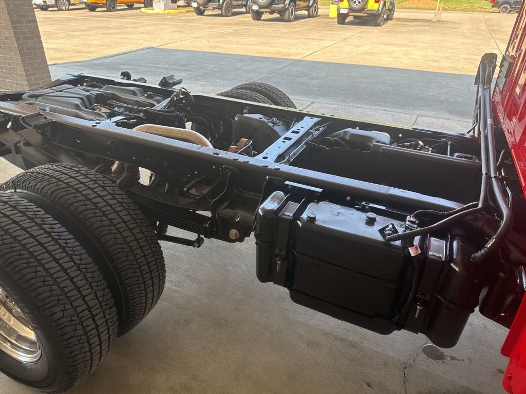 2026 Ford F-350 Super Duty Chassis Cab XL - Photo 24