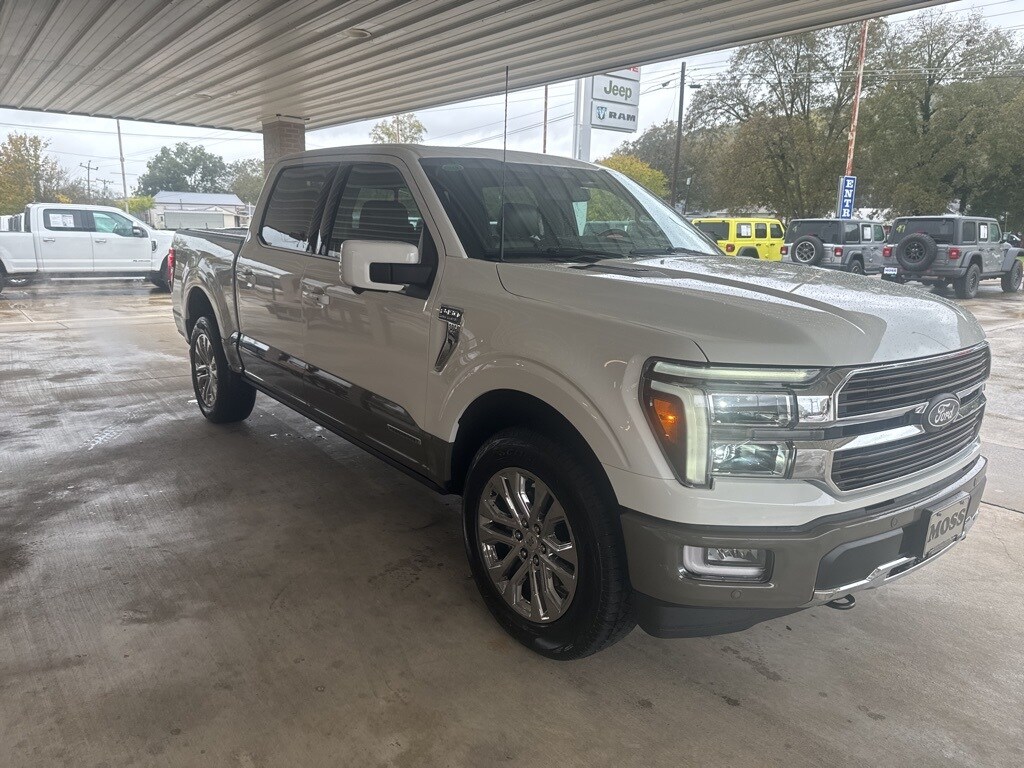 2025 Ford F-150 King Ranch photo 3