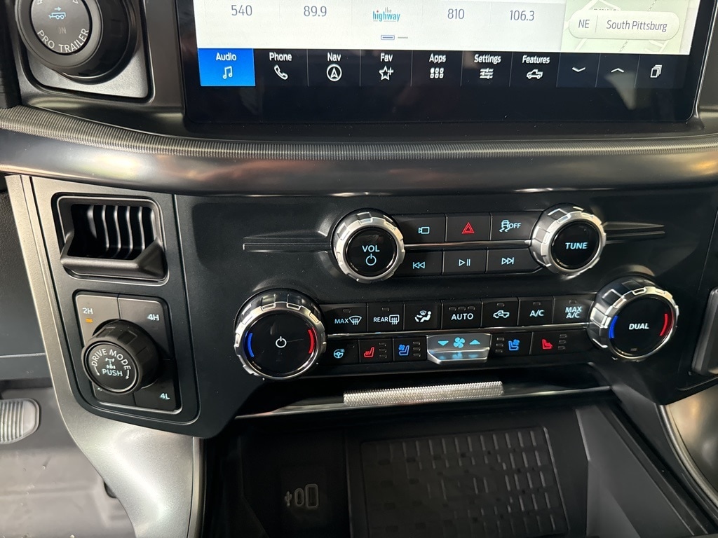 2025 Ford F-150 Lariat - Photo 12