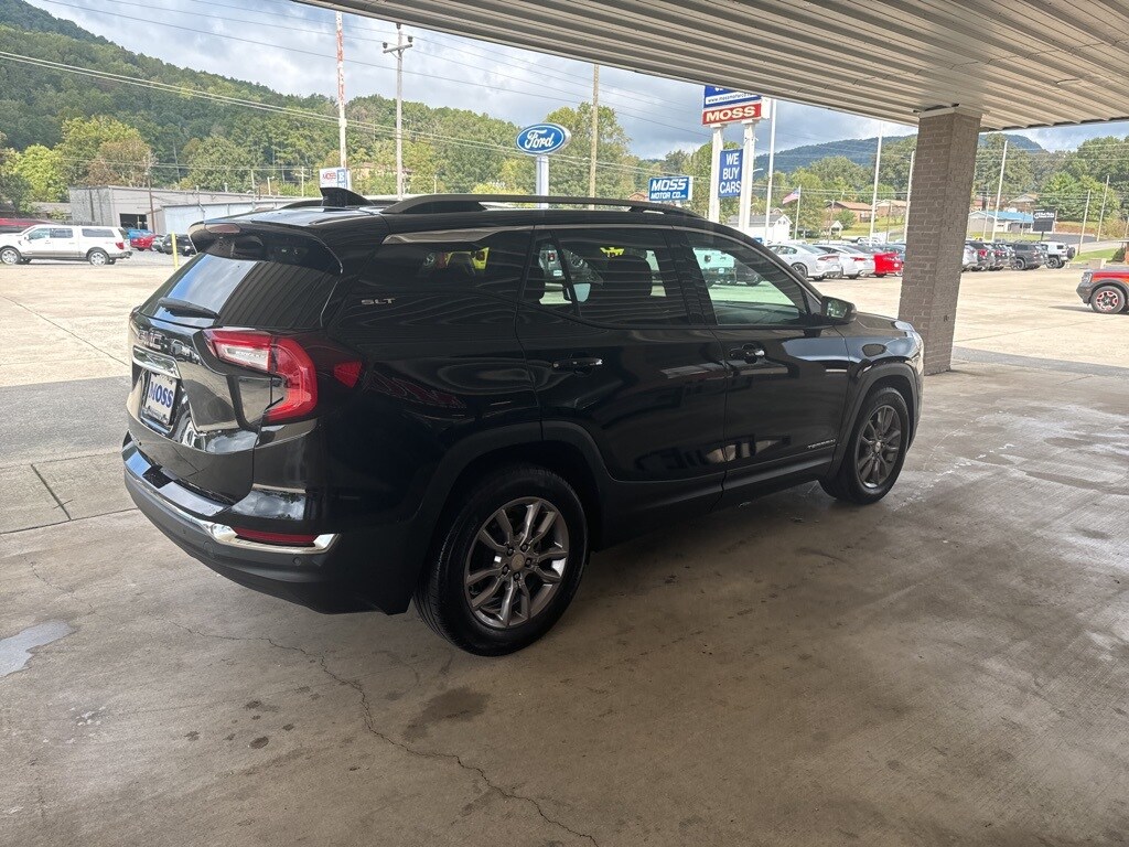 2022 Gmc Terrain SLT photo 3