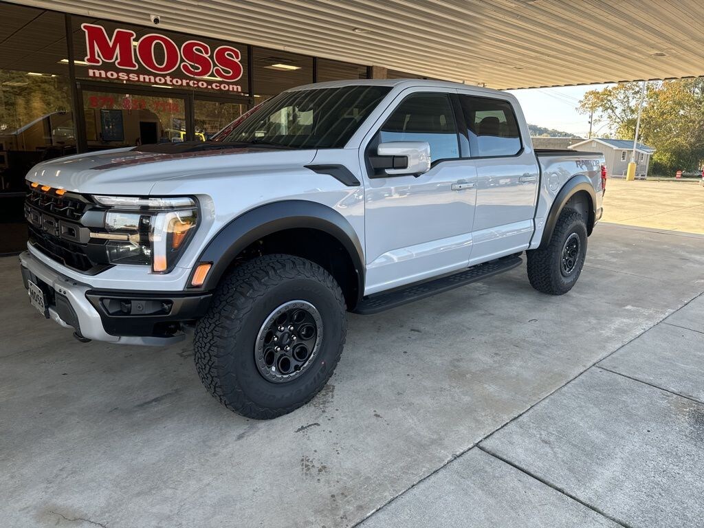 New 2025 Ford F-150 Raptor Truck SuperCrew Cab