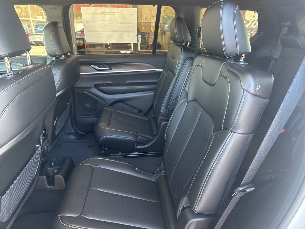 2025 Jeep Grand Cherokee L Limited - Photo 19