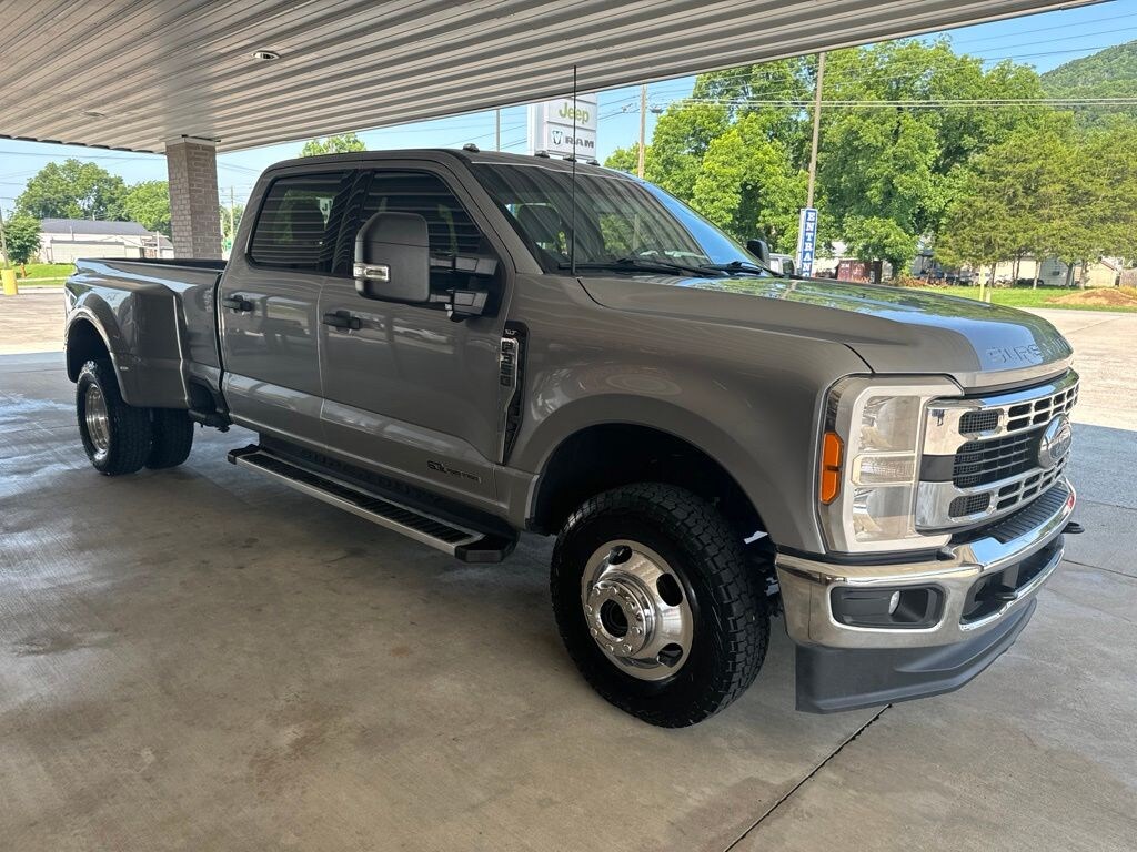 Used 2023 Ford F-350SD XLT Truck