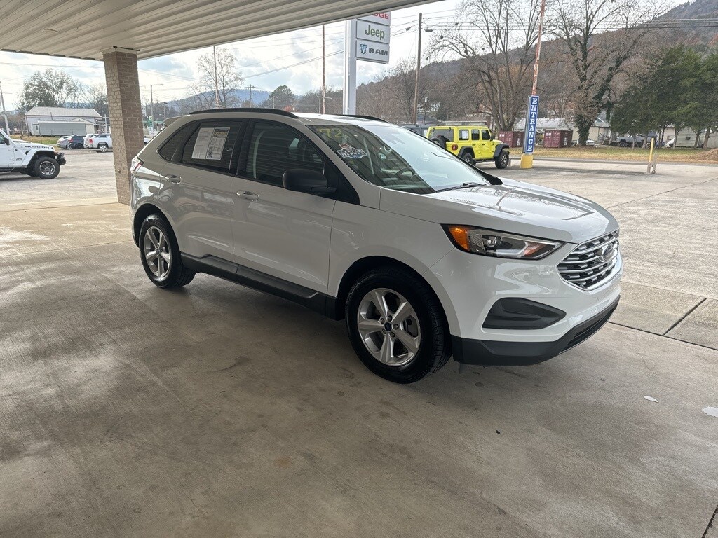 Used 2022 Ford Edge SE SUV