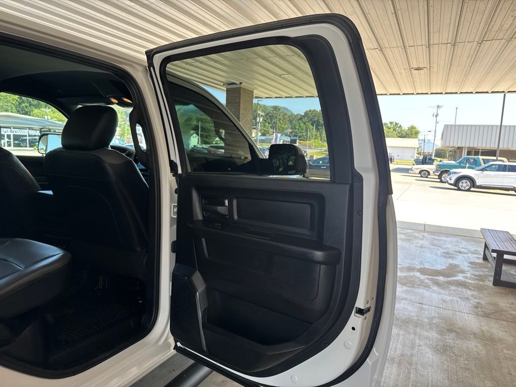 2022 RAM Ram 3500 Chassis Cab Tradesman - Photo 20