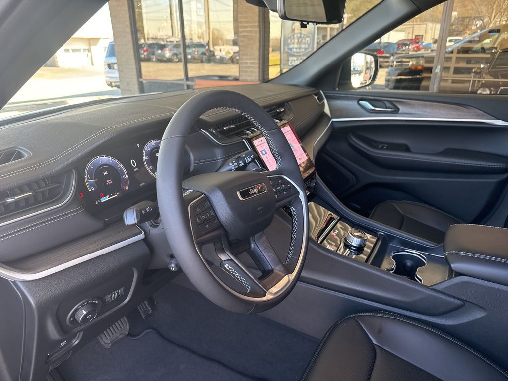 2025 Jeep Grand Cherokee L Limited - Photo 9
