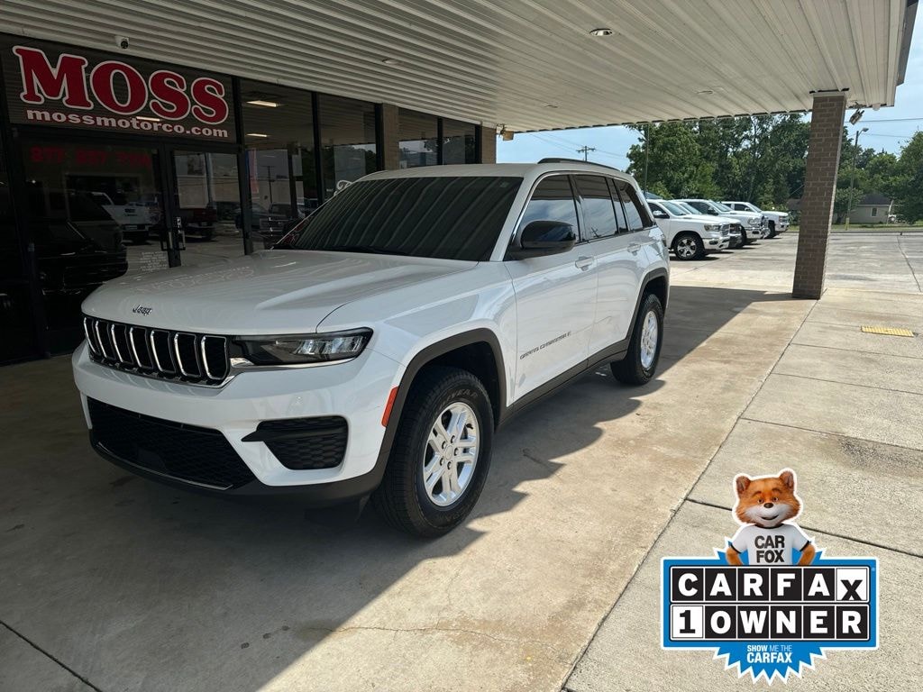 Used 2023 Jeep Grand Cherokee Laredo SUV