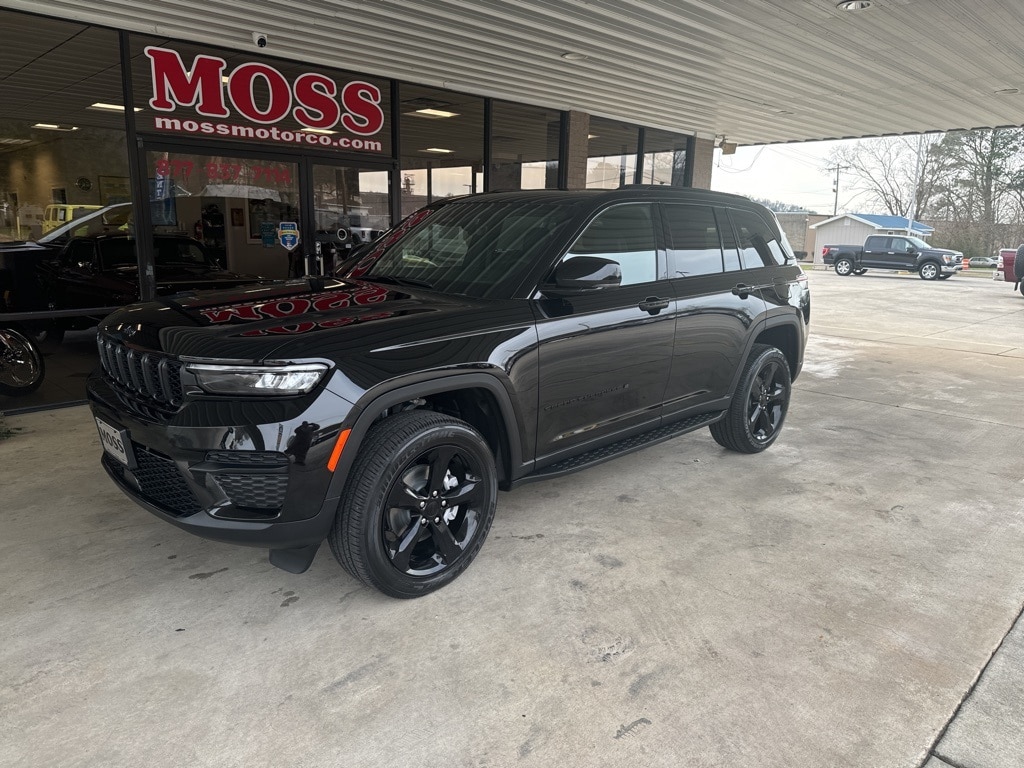 New 2025 Jeep Grand Cherokee ALTITUDE X 4X4 Sport Utility