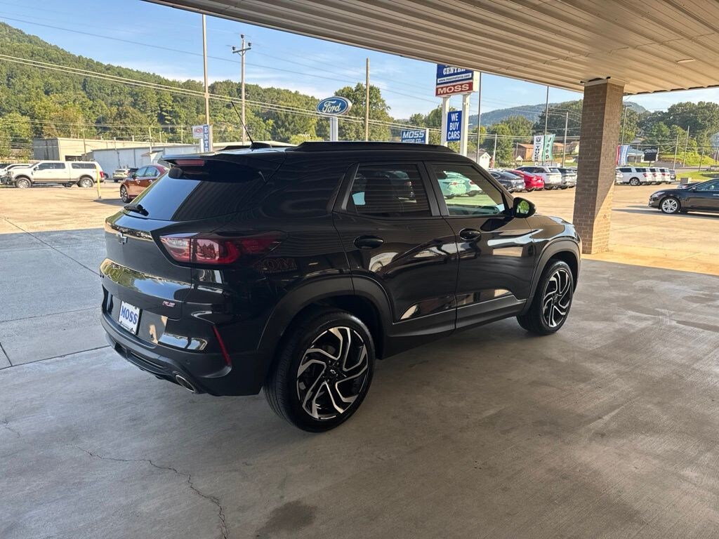 Used 2025 Chevrolet Trailblazer RS SUV
