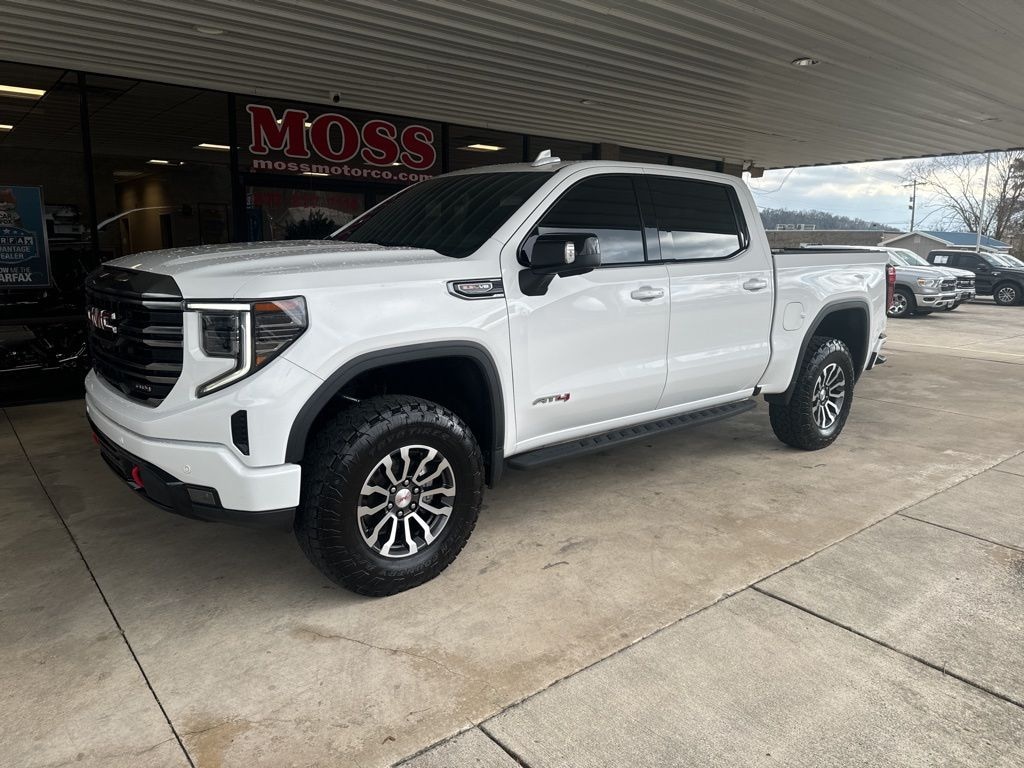 Used 2022 GMC Sierra 1500 AT4 Truck