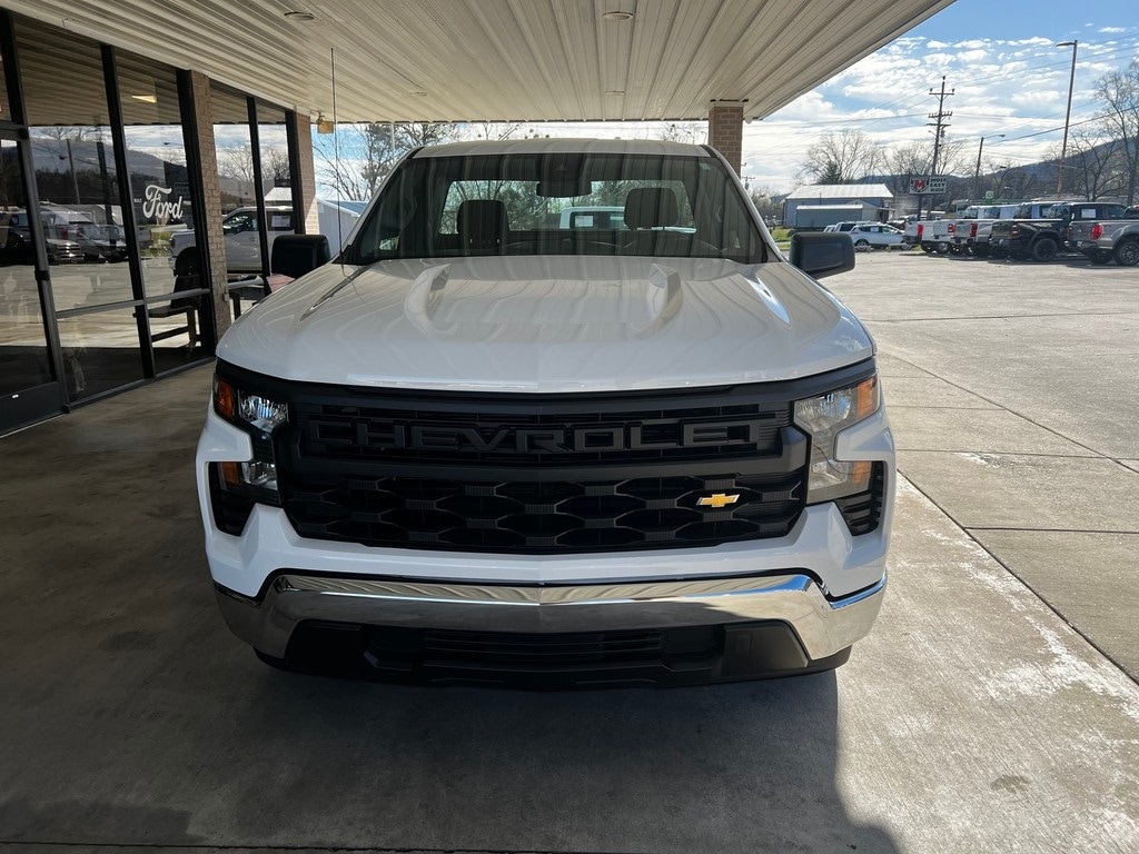 Used 2023 Chevrolet Silverado 1500 Work Truck with VIN 3GCNAAED2PG300181 for sale in South Pittsburg, TN