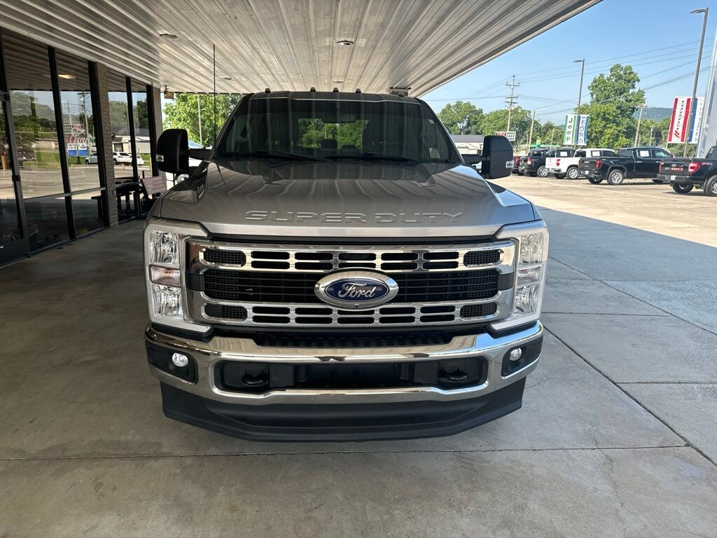 Used 2023 Ford F-350SD XLT Truck