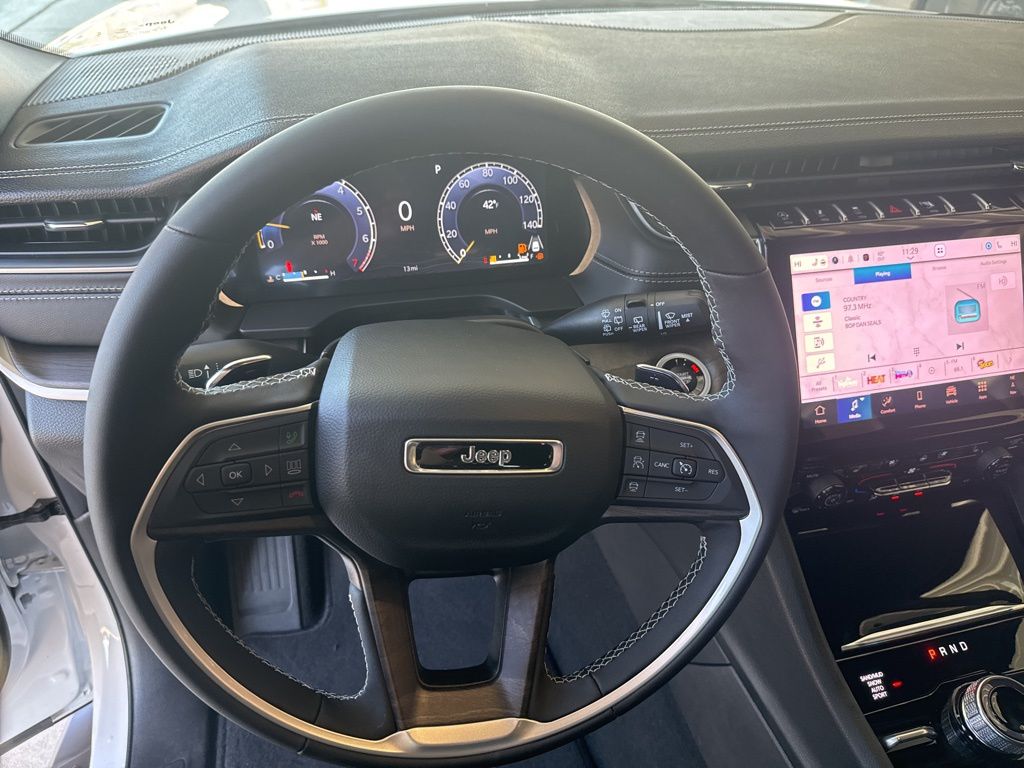 2025 Jeep Grand Cherokee L Limited - Photo 11