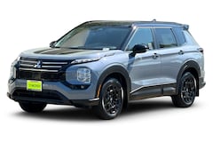2025 Mitsubishi Outlander SE SUV