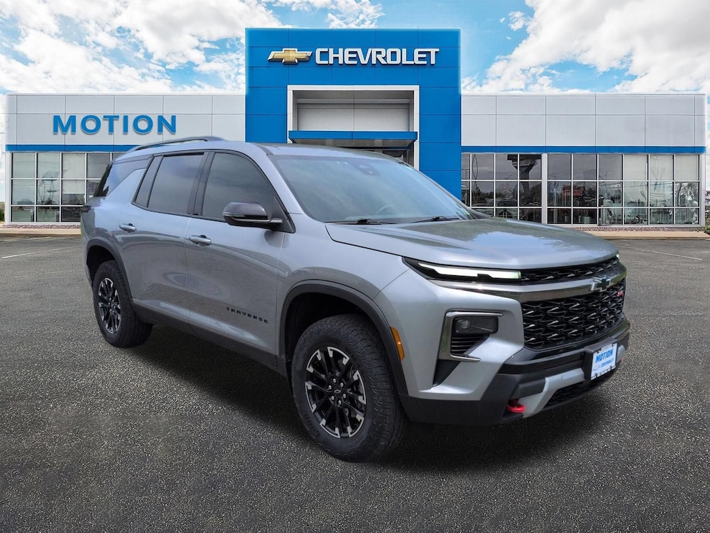 Used 2025 Chevrolet Traverse Z71 SUV