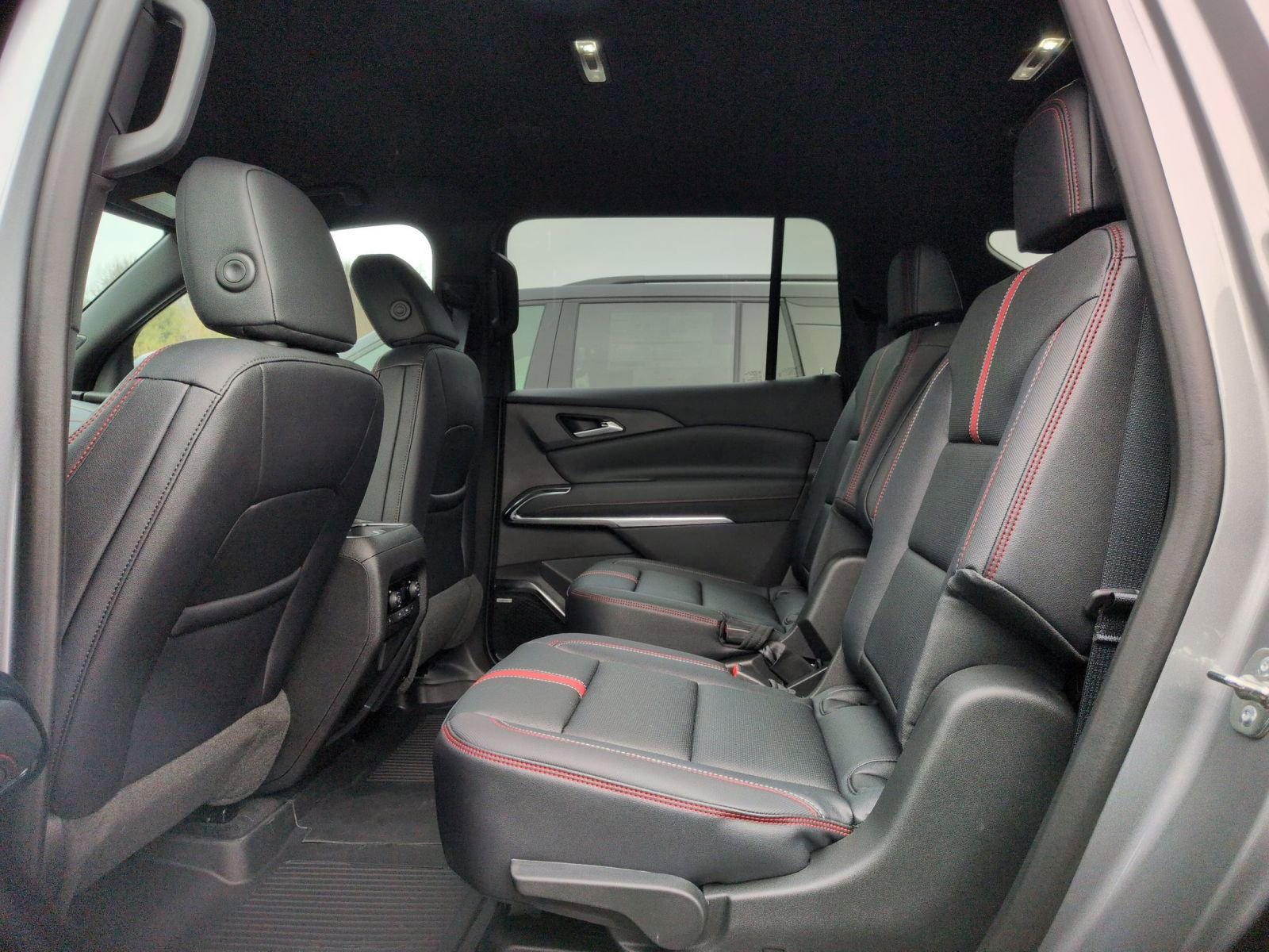 2026 Chevrolet Traverse RS - Photo 17