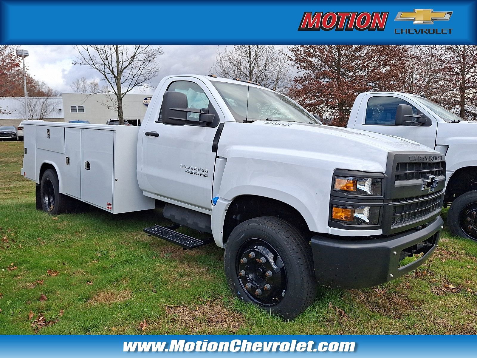 2024 Chevrolet Silverado 4500 Medium Duty Chassis Cab Work Truck's photo