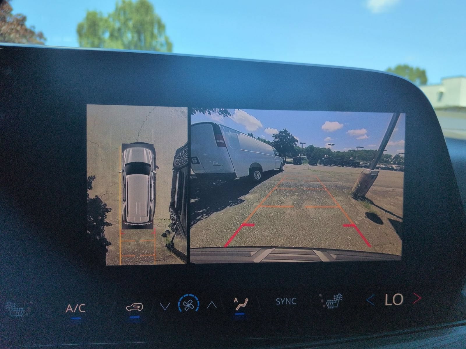2026 Chevrolet Tahoe Z71 - Photo 11
