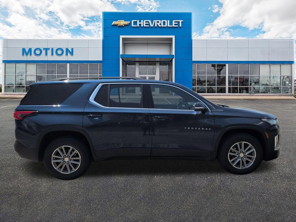 Used 2023 Chevrolet Traverse LT Leather SUV