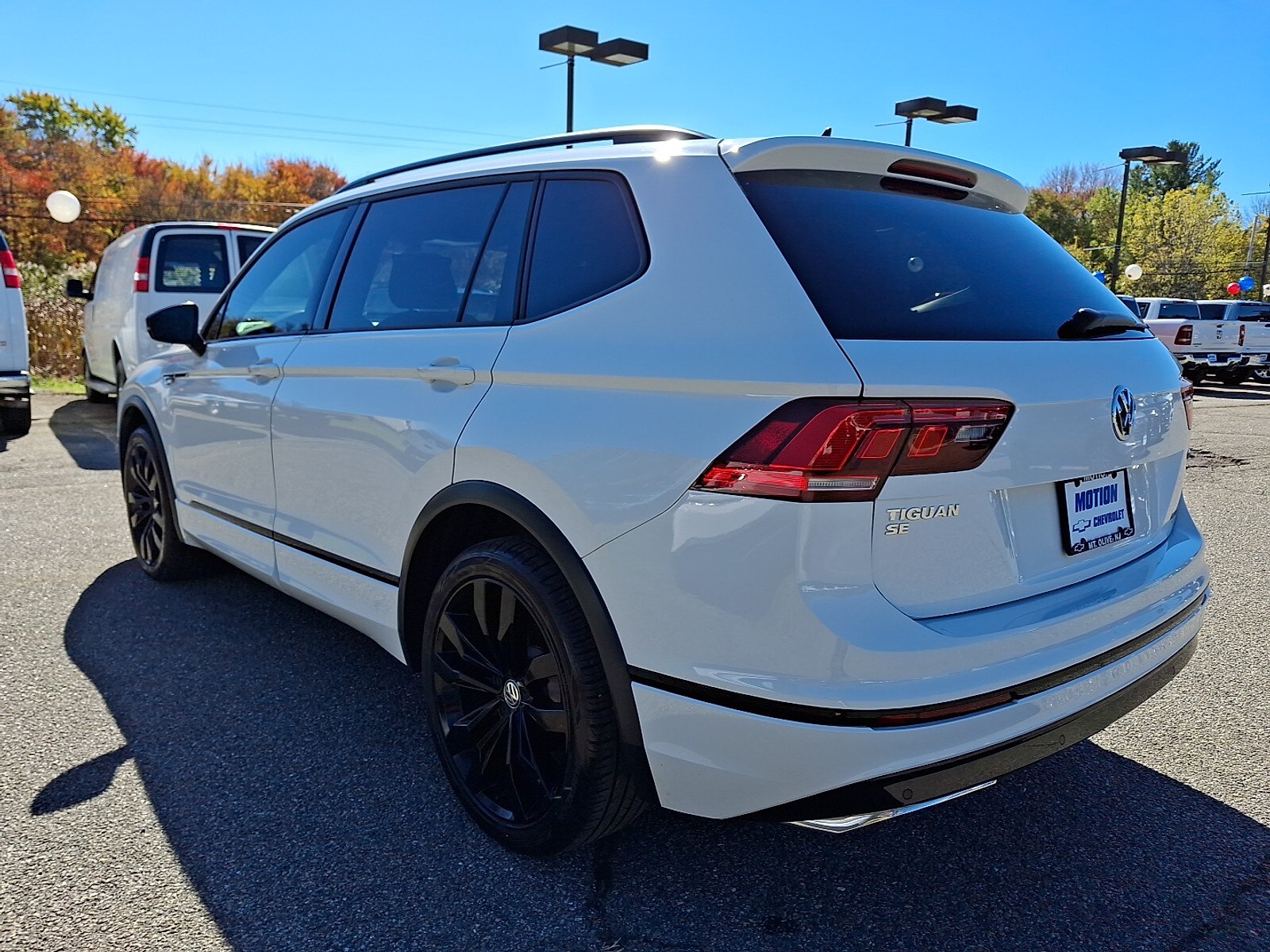 2021 Volkswagen Tiguan SE photo 4