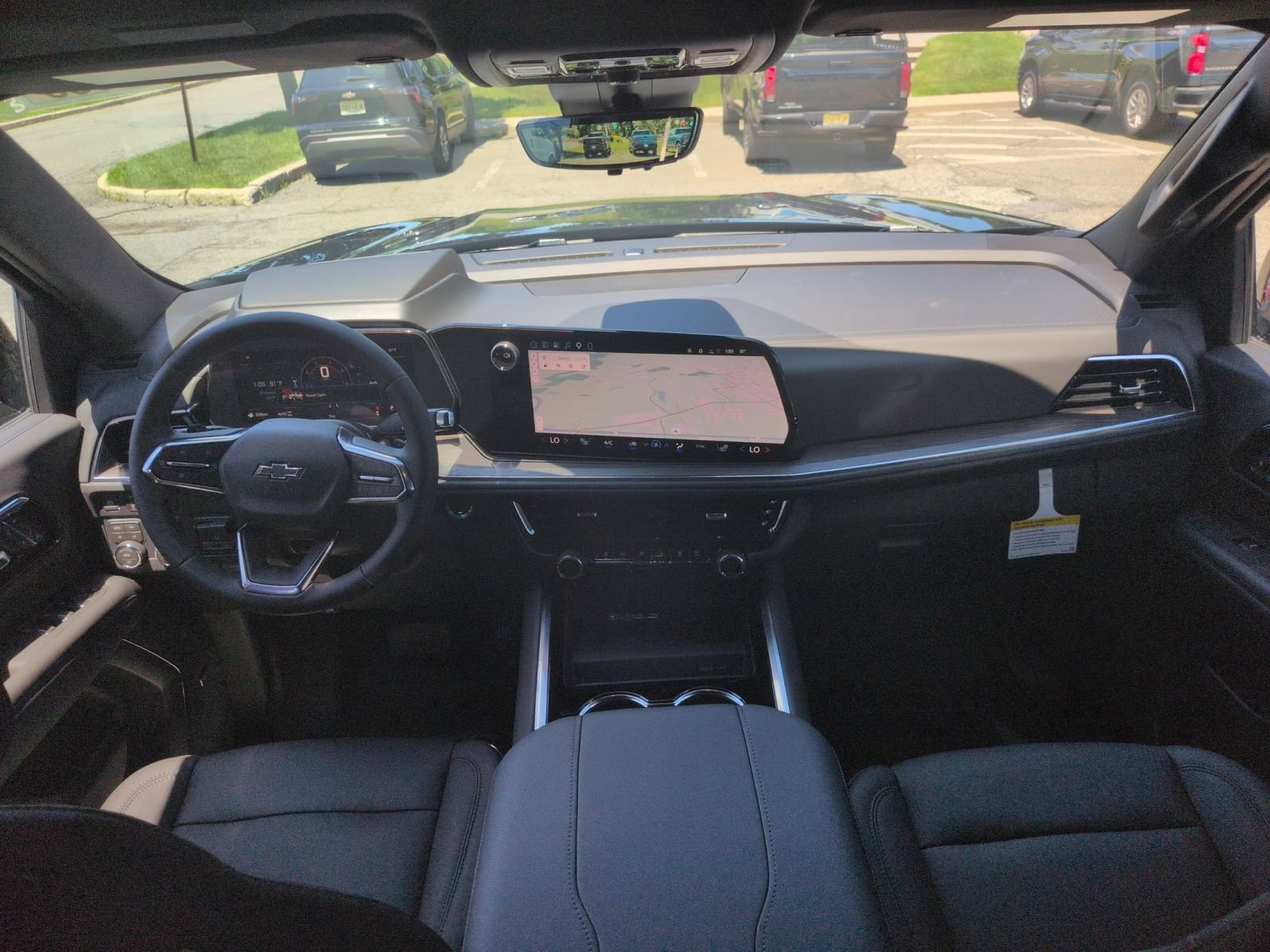 2026 Chevrolet Tahoe Z71 - Photo 9