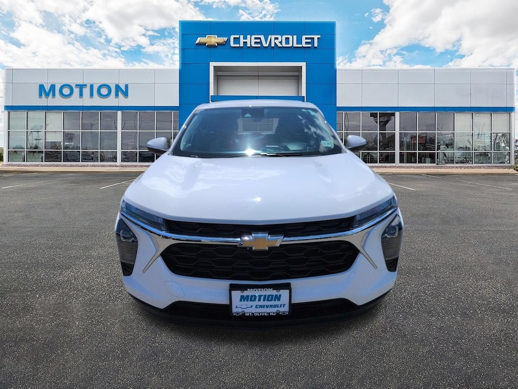 Used 2024 Chevrolet Trax LS SUV