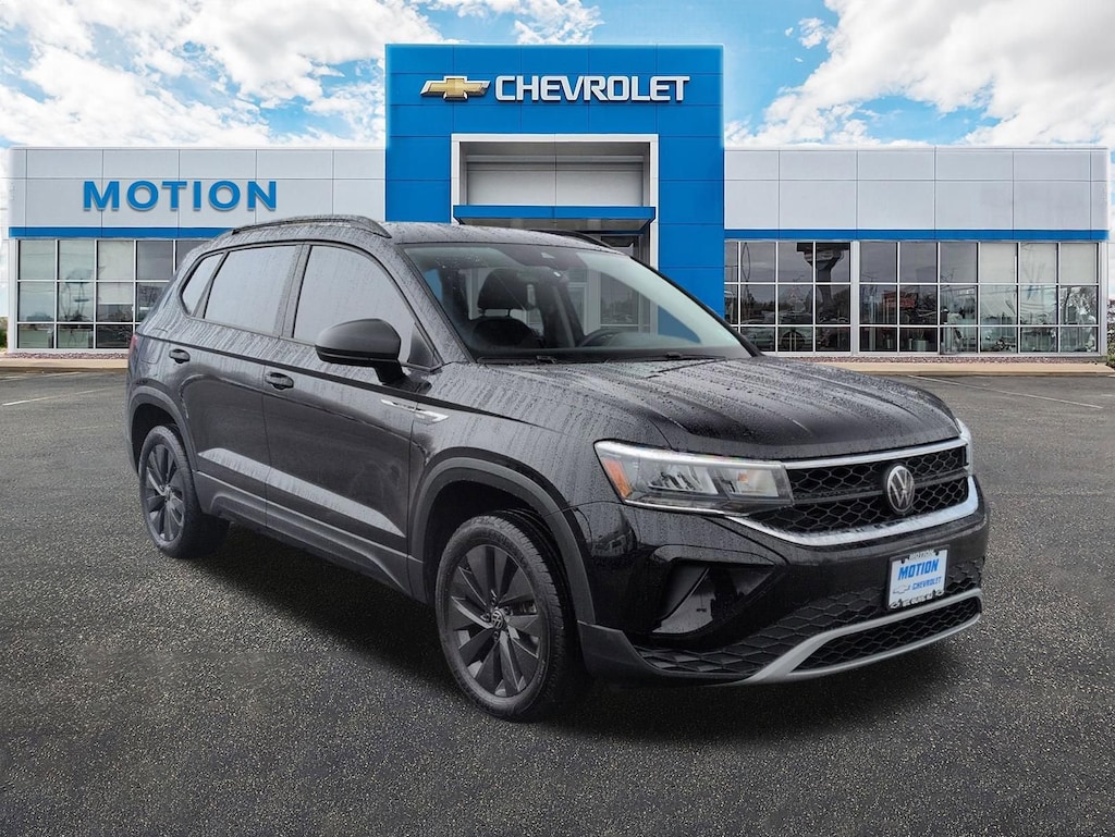 Used 2024 Volkswagen Taos 1.5T S SUV