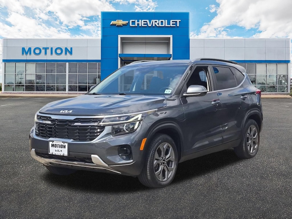Used 2024 Kia Seltos S SUV