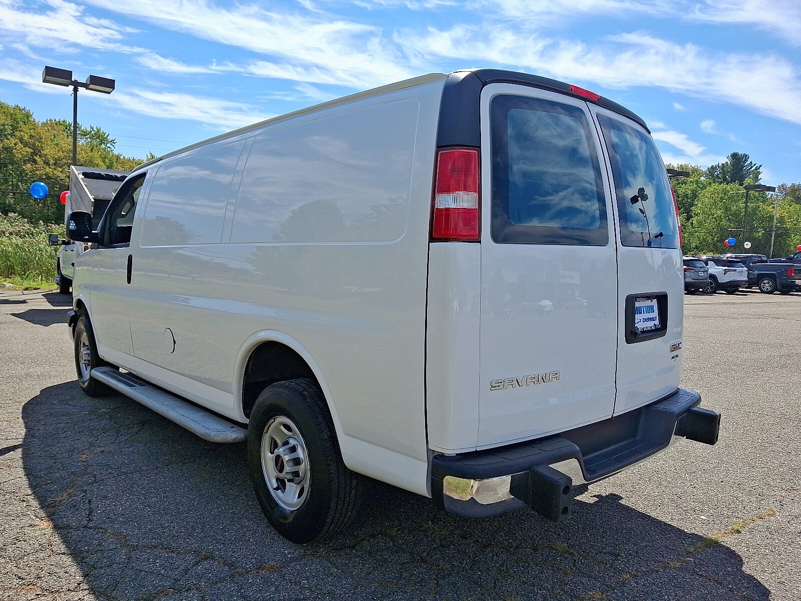 2023 Gmc Savana Cargo 2500 photo 4