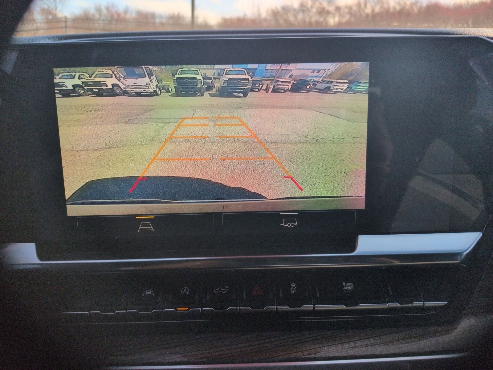 2025 Chevrolet Silverado 1500 LT - Photo 11