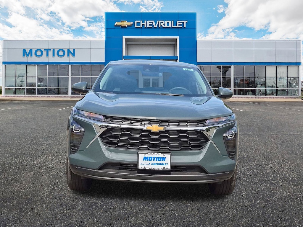 New 2026 Chevrolet Trax LS SUV