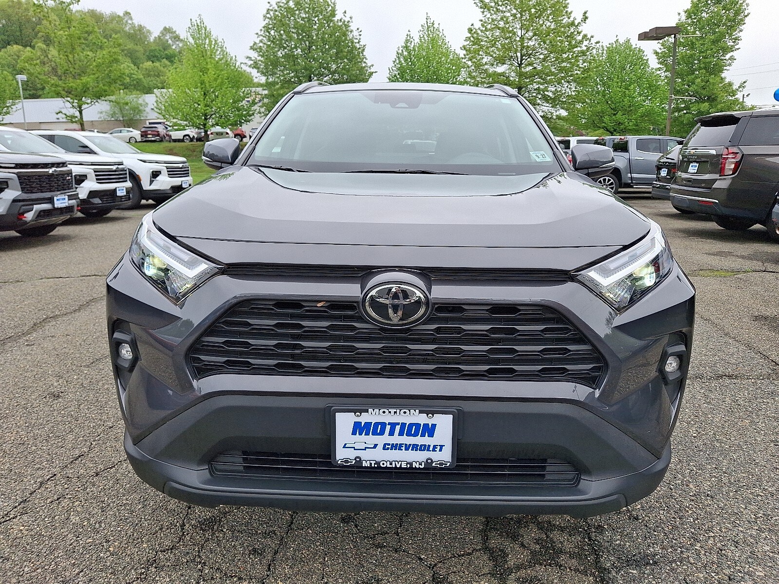 2022 Toyota RAV4 XLE Premium photo 2