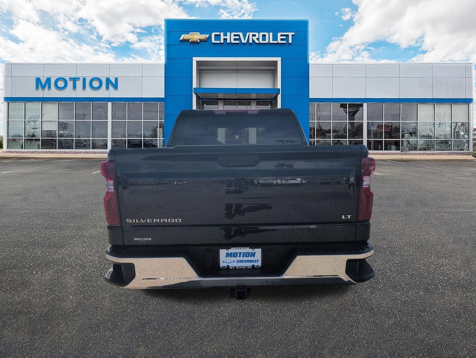2025 Chevrolet Silverado 1500 LT - Photo 6